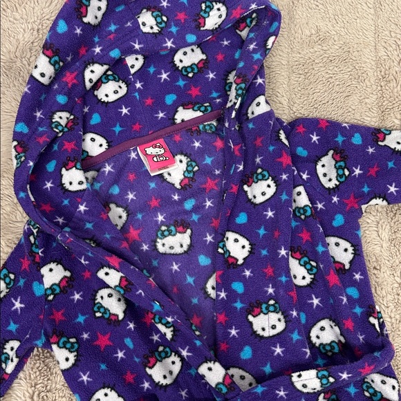 Hello Kitty Robe - Picture 3 of 3